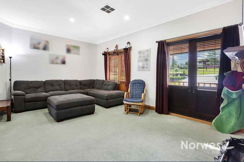 House For Sale 124 Kestrel Way Yarramundi