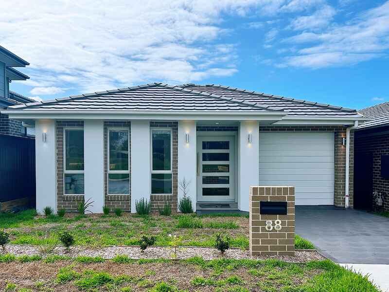 88 Turffontein Ave Box Hill (Residential For Sale)