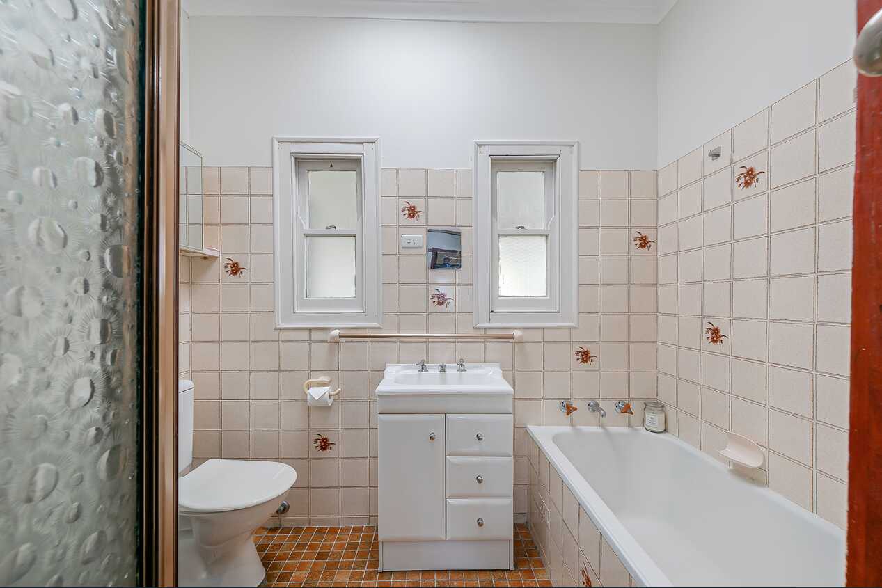 12 Bringelly Avenue, Pendle Hill, Pendle Hill - Thumbnail 6